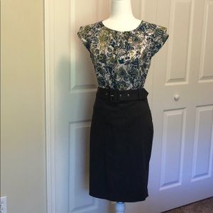 Like New! The Limited belted stretch skirt size 10